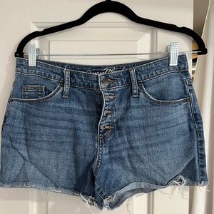 Universal Thread Mid Rise Jean Short